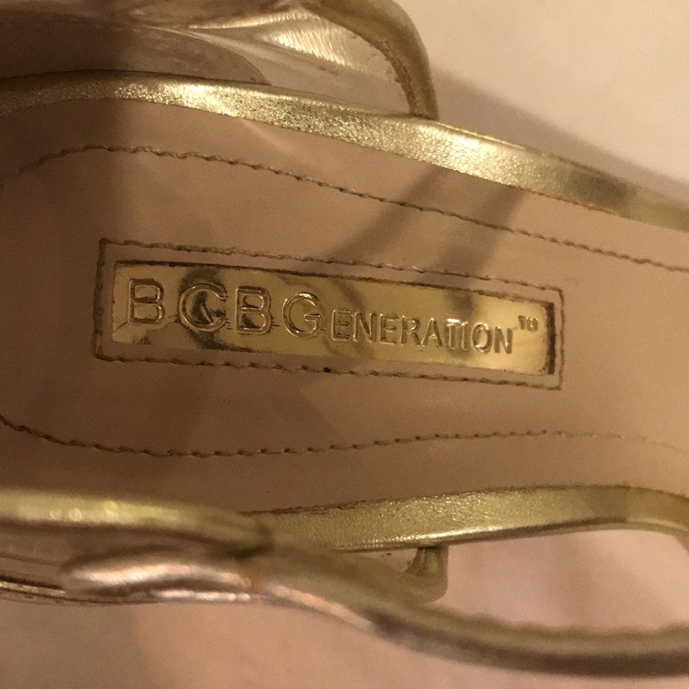 BCBGeneration Gold - Picture 5 of 6